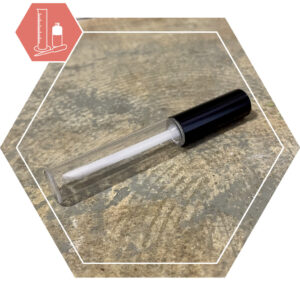 Lip gloss bottle + applicator