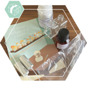 Beginners set Creating Perfume nr 2